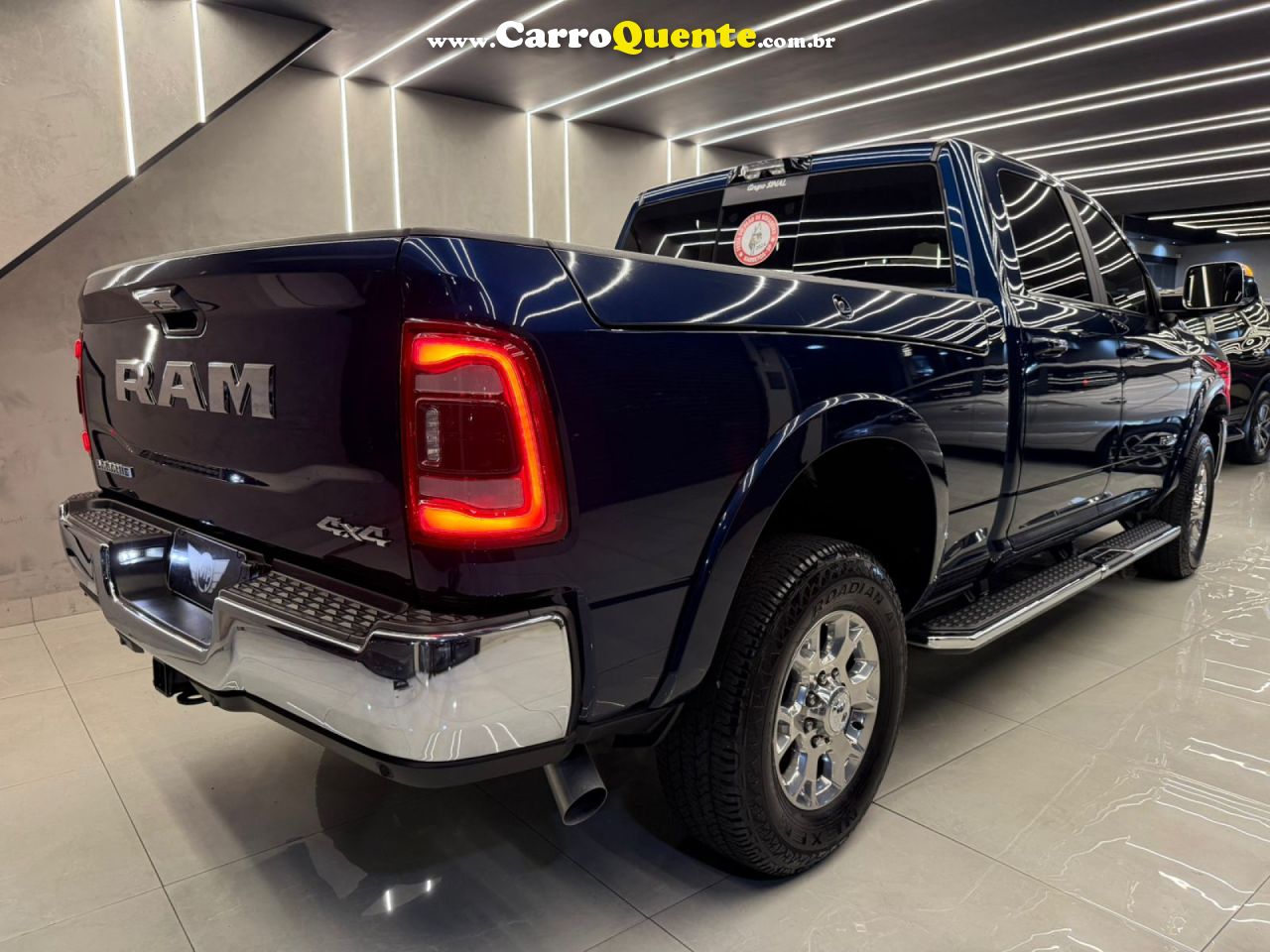 RAM   3500 LARAMIE 6.7 TB CD 4X4 DIESEL   AZUL 2022 6.7 DIESEL - Loja