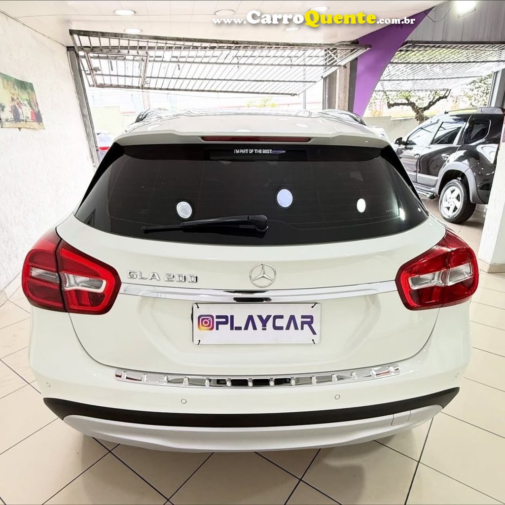 MERCEDES-BENZ   GLA 200 ENDURO 1.6 TB 16V FLEX AUT.   BRANCO 2016 1.6 FLEX - Loja
