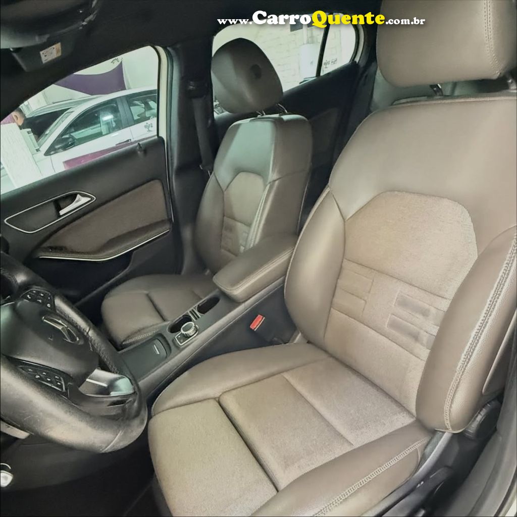 MERCEDES-BENZ   GLA 200 ENDURO 1.6 TB 16V FLEX AUT.   BRANCO 2016 1.6 FLEX - Loja