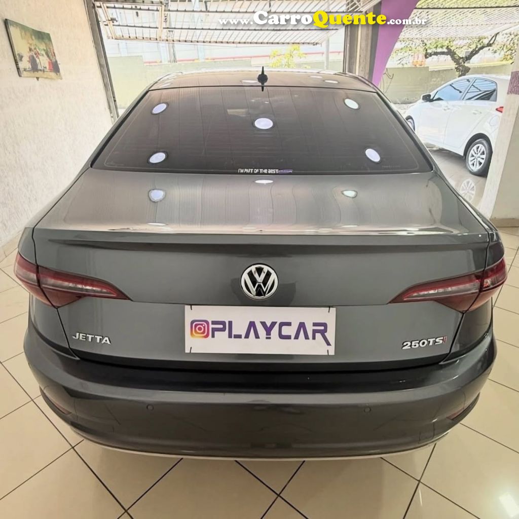VOLKSWAGEN   JETTA COMFORT. 250 TSI 1.4 FLEX 16V AUT.   CINZA 2019 1.4 FLEX - Loja
