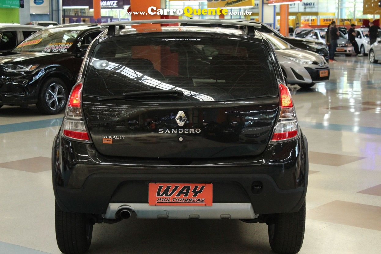 RENAULT SANDERO 1.6 STEPWAY 8V 2013 - Loja