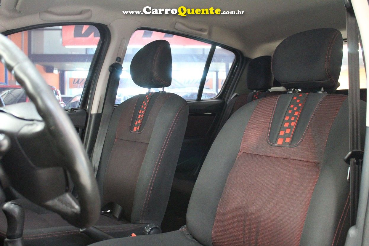 RENAULT SANDERO 1.6 STEPWAY 8V 2013 - Loja