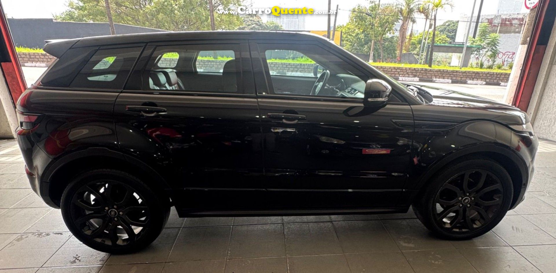 LAND ROVER   RANGE R.EVOQUE DYNAMIC 2.0 AUT 5P   PRETO 2013 2.0 GASOLINA - Loja