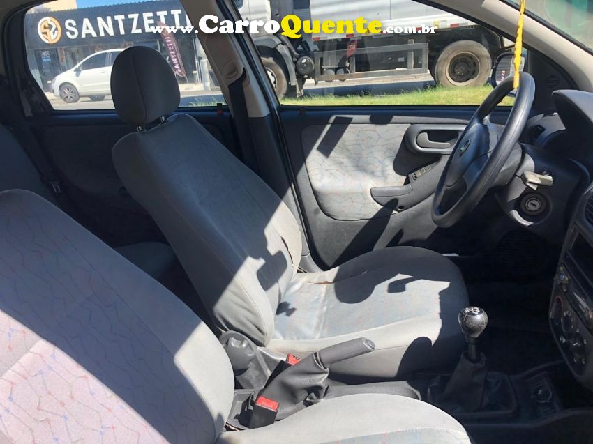 Chevrolet CORSA 1.8 MPFI MAXX 8V FLEX 4P MANUAL - Loja