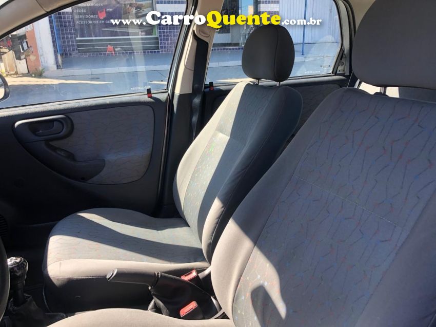 Chevrolet CORSA 1.8 MPFI MAXX 8V FLEX 4P MANUAL - Loja