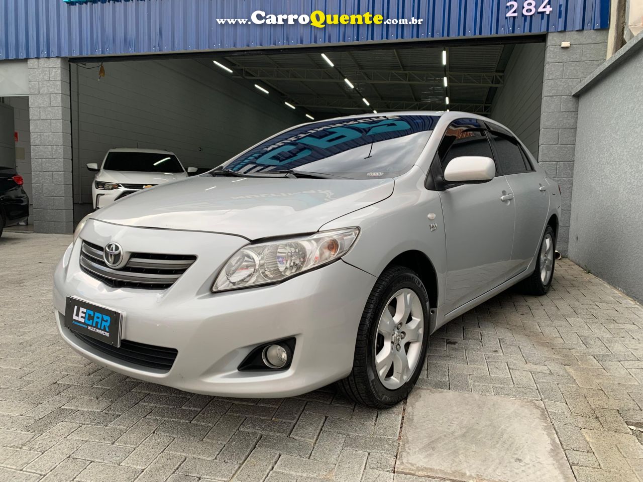TOYOTA   COROLLA GLI 1.8 FLEX 16V  AUT.   PRATA 2011 1.8 FLEX - Loja