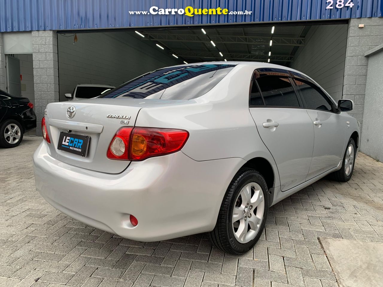 TOYOTA   COROLLA GLI 1.8 FLEX 16V  AUT.   PRATA 2011 1.8 FLEX - Loja