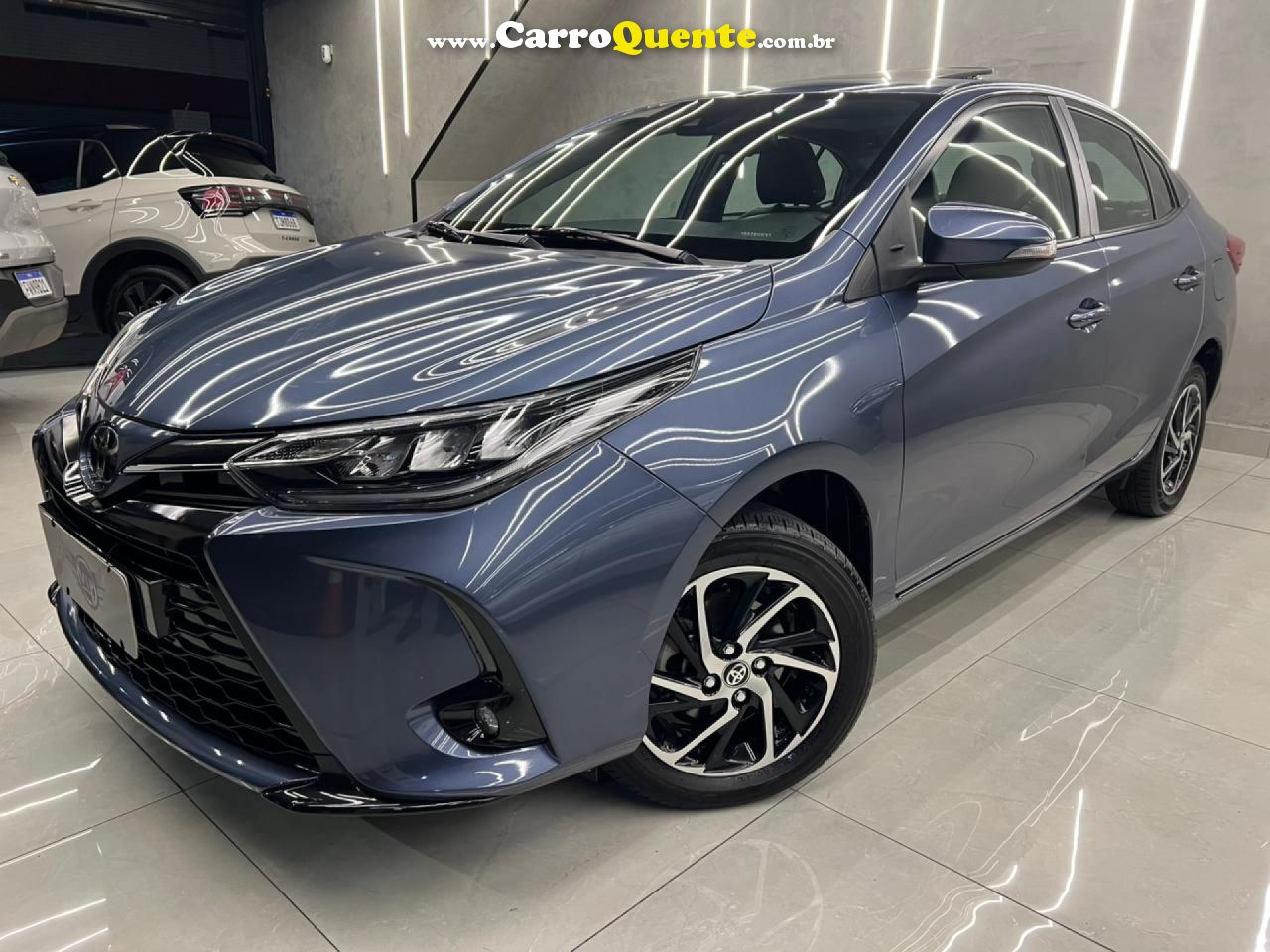 TOYOTA   YARIS XLS SEDAN 1.5 FLEX 16V 4P AUT.   AZUL 2024 1.5 FLEX - Loja