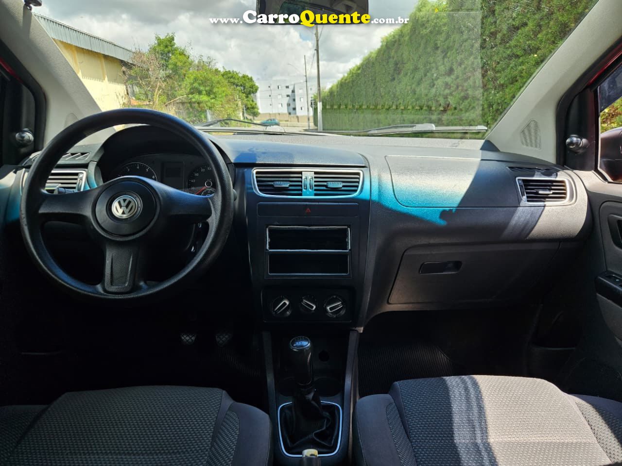 VOLKSWAGEN   FOX 1.0 MI TOTAL FLEX 8V 5P   VERMELHO 2012 1.0 FLEX - Loja