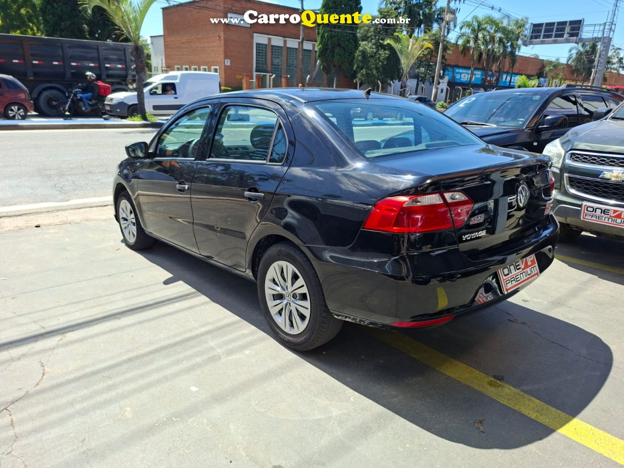 VOLKSWAGEN   VOYAGE 1.0 FLEX 12V 4P   PRETO 2023 1.0 FLEX - Loja