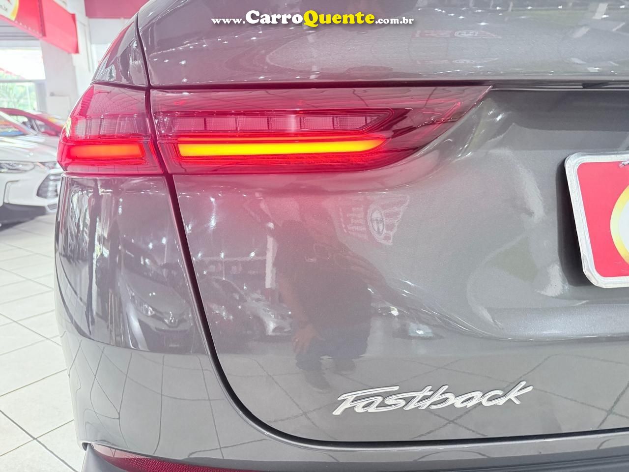 FIAT FASTBACK 1.3 TURBO 270 LIMITED EDITION 2024 - Loja