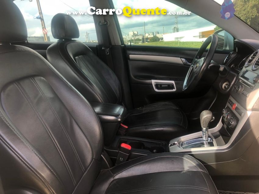 Chevrolet CAPTIVA 2.4 SFI ECOTEC FWD 16V GASOLINA 4P AUTOMÁTICO - Loja