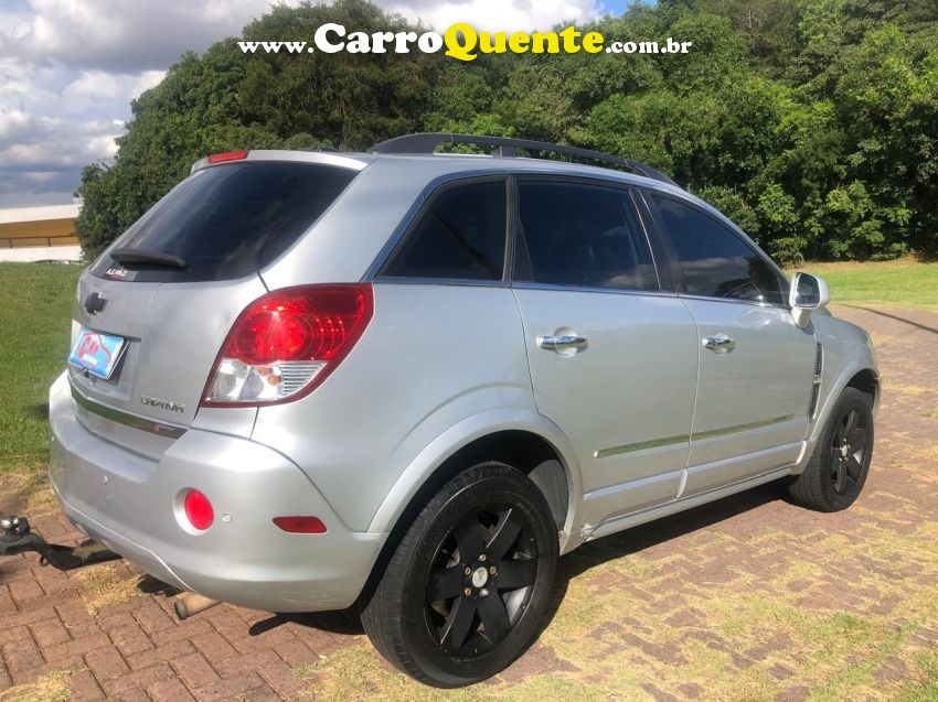 Chevrolet CAPTIVA 2.4 SFI ECOTEC FWD 16V GASOLINA 4P AUTOMÁTICO - Loja