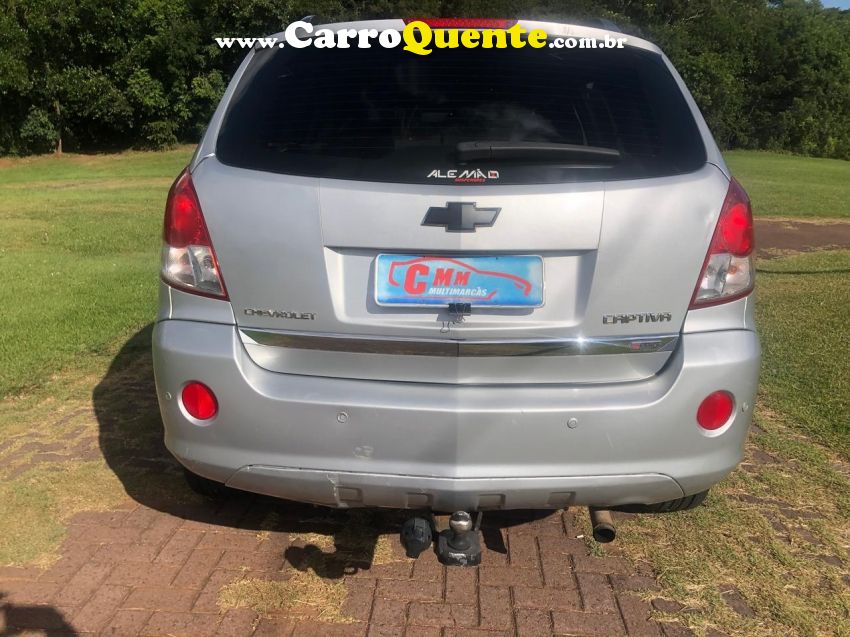 Chevrolet CAPTIVA 2.4 SFI ECOTEC FWD 16V GASOLINA 4P AUTOMÁTICO - Loja