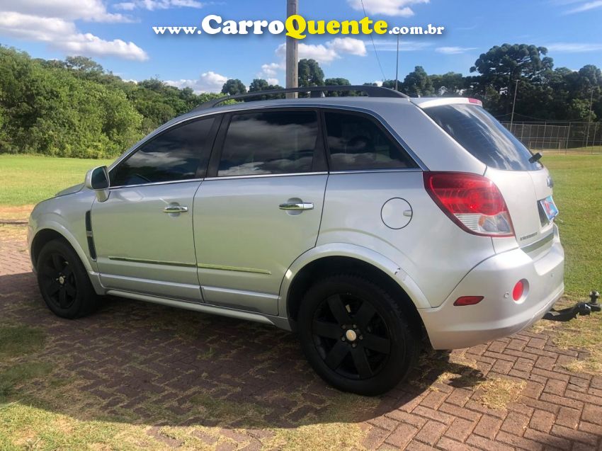 Chevrolet CAPTIVA 2.4 SFI ECOTEC FWD 16V GASOLINA 4P AUTOMÁTICO - Loja