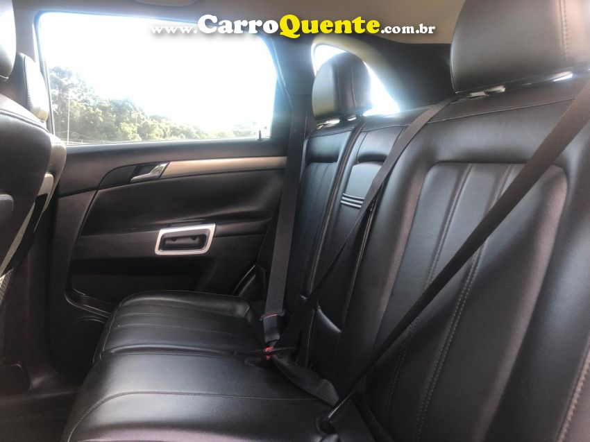 Chevrolet CAPTIVA 2.4 SFI ECOTEC FWD 16V GASOLINA 4P AUTOMÁTICO - Loja