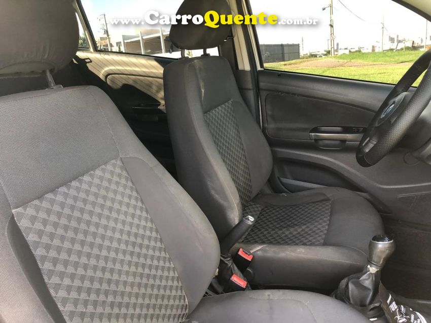 Volkswagen VOYAGE 1.6 MI COMFORTLINE 8V FLEX 4P MANUAL - Loja