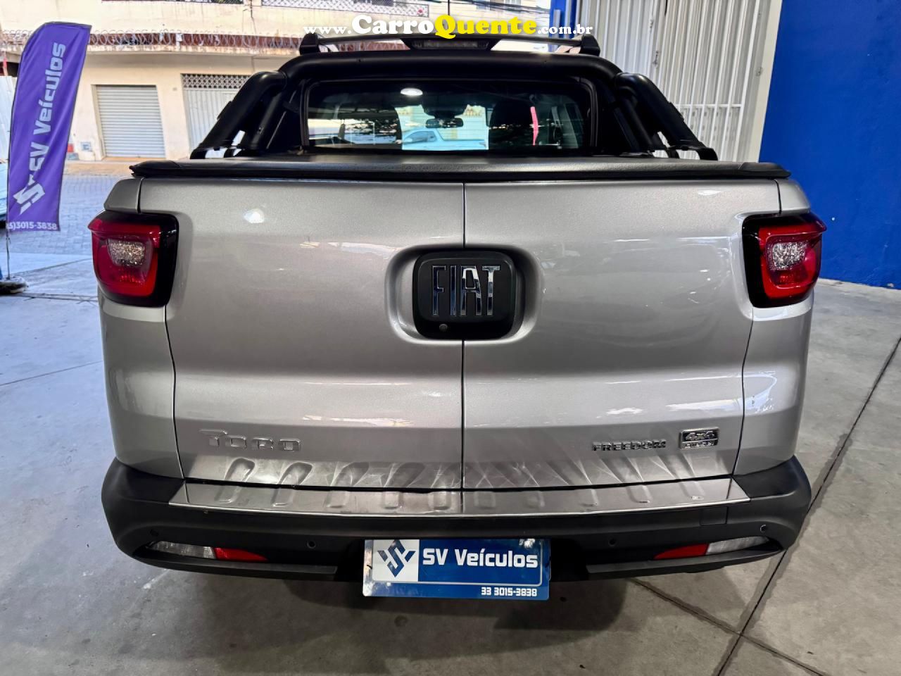 FIAT   TORO FREED AT 9 4X4   PRATA 2022 2.0 DIESEL - Loja