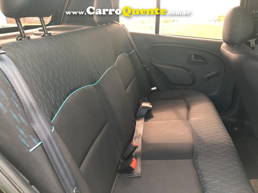 Renault CLIO 1.0 EXPRESSION 16V FLEX 4P MANUAL - Loja