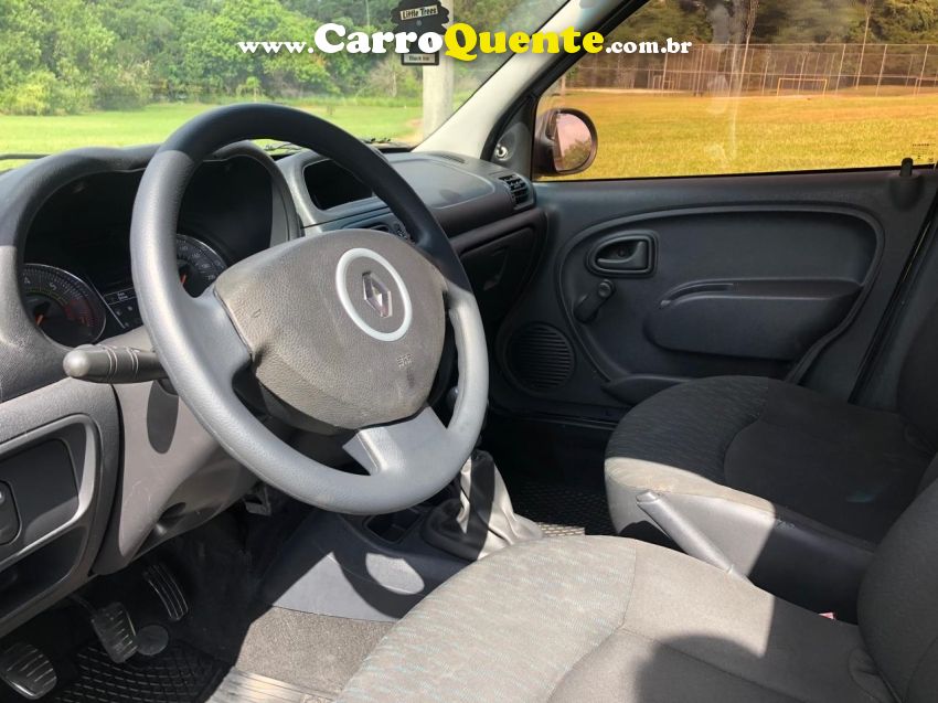 Renault CLIO 1.0 EXPRESSION 16V FLEX 4P MANUAL - Loja