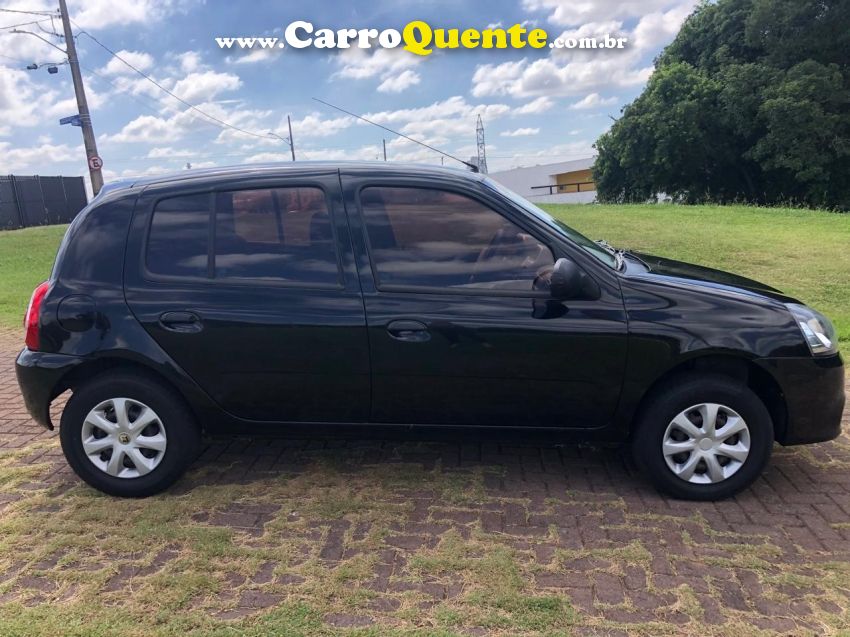 Renault CLIO 1.0 EXPRESSION 16V FLEX 4P MANUAL - Loja