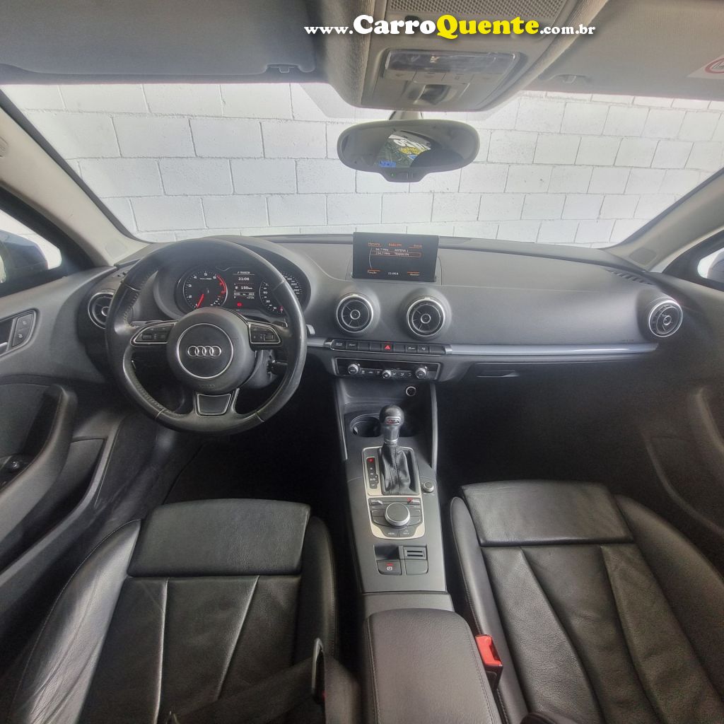 AUDI   A3 SED.1.81.8 AMBIT.16V TB FSI S-TRONIC   AZUL 2015 1.8 GASOLINA - Loja