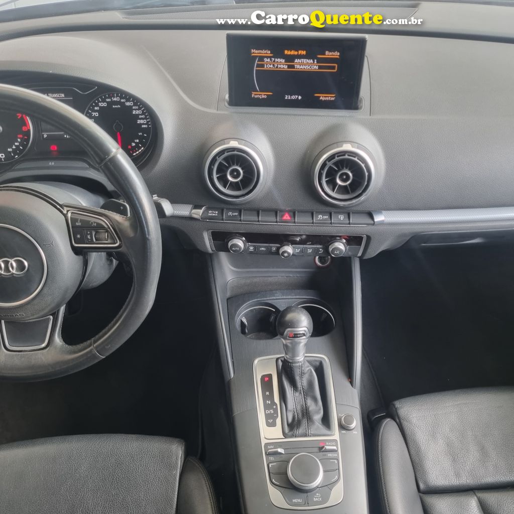 AUDI   A3 SED.1.81.8 AMBIT.16V TB FSI S-TRONIC   AZUL 2015 1.8 GASOLINA - Loja