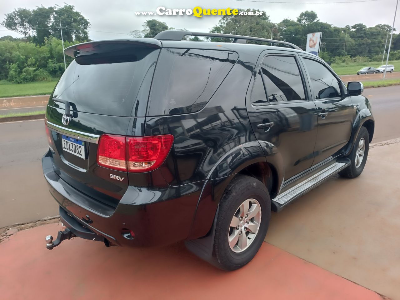 TOYOTA   HILUX SW4 SRV D4-D 4X4 3.0 TDI DIES. AUT   PRETO 2008 3.0 DIESEL - Loja