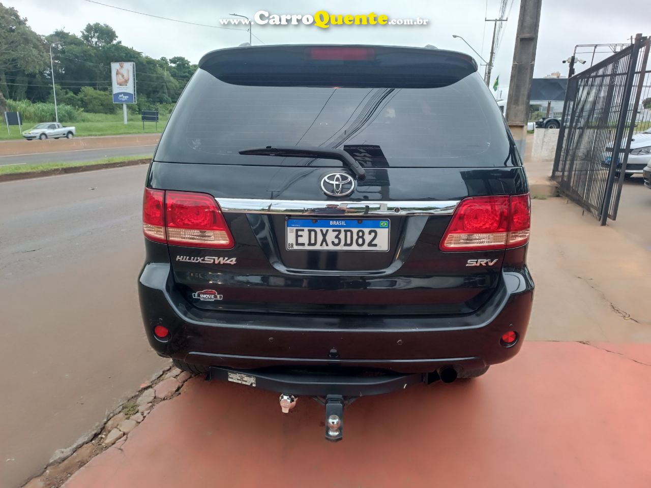 TOYOTA   HILUX SW4 SRV D4-D 4X4 3.0 TDI DIES. AUT   PRETO 2008 3.0 DIESEL - Loja