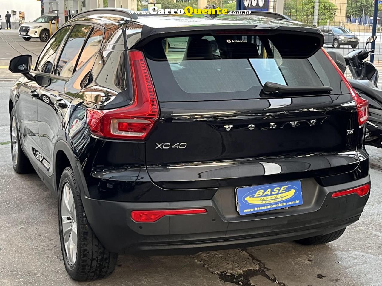 VOLVO   XC40 T4 GASOLINA GEARTRONIC   PRETO 2019 2.0 GASOLINA - Loja