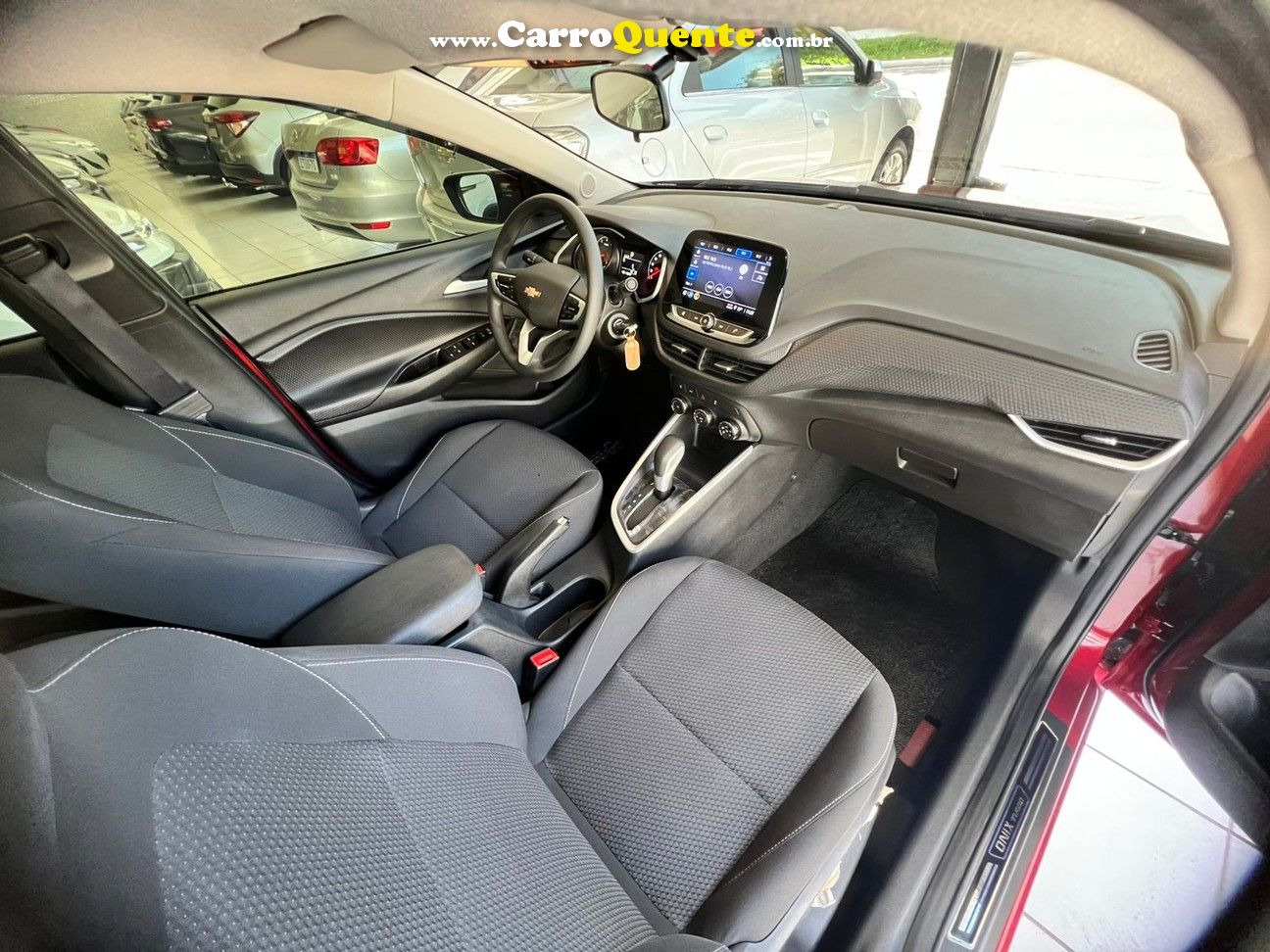 CHEVROLET ONIX 1.0 TURBO PLUS LT 2024 - Loja