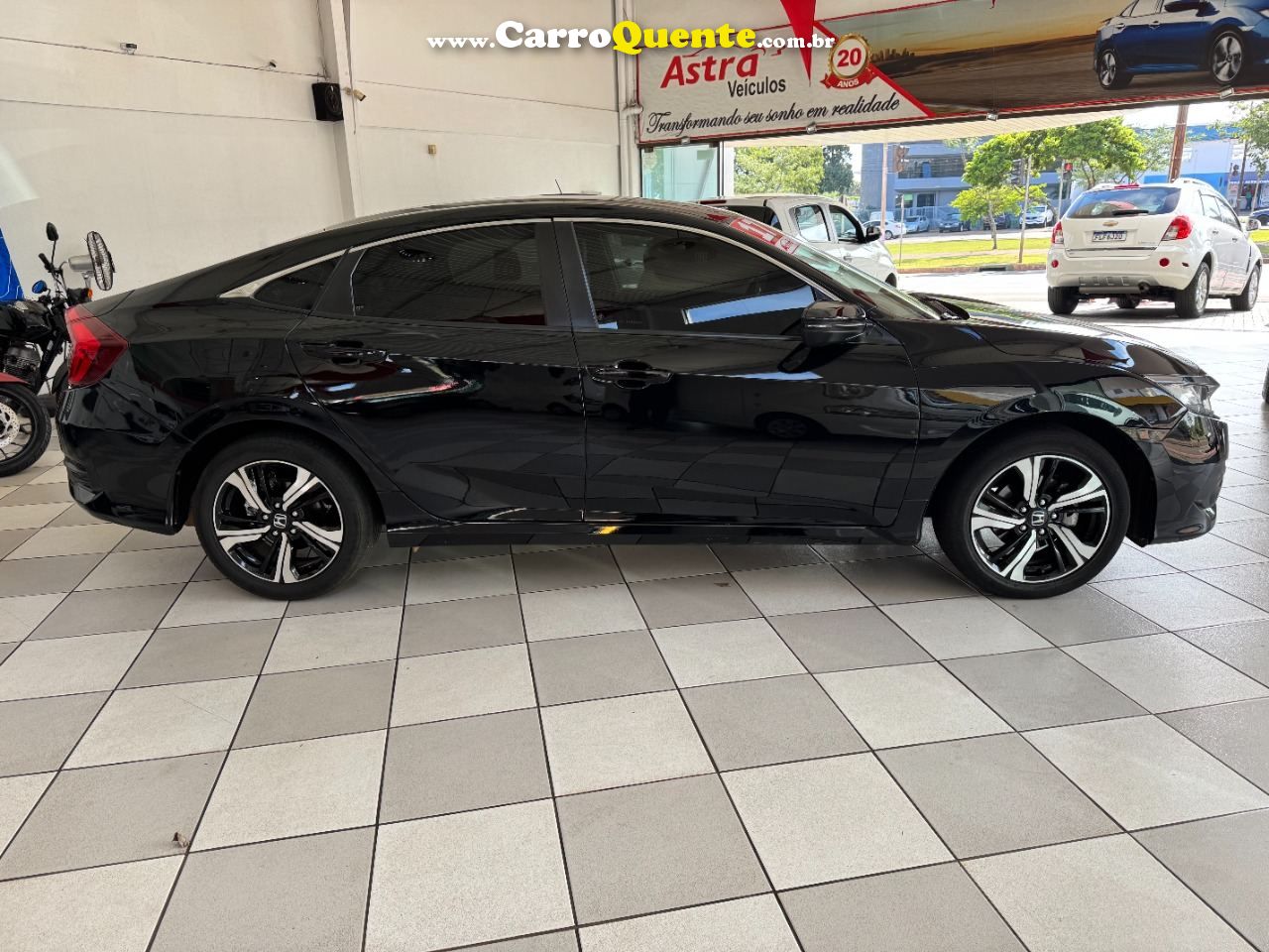 Civic EX 2.0 i-VTEC CVT 2017/2017 Honda - Loja