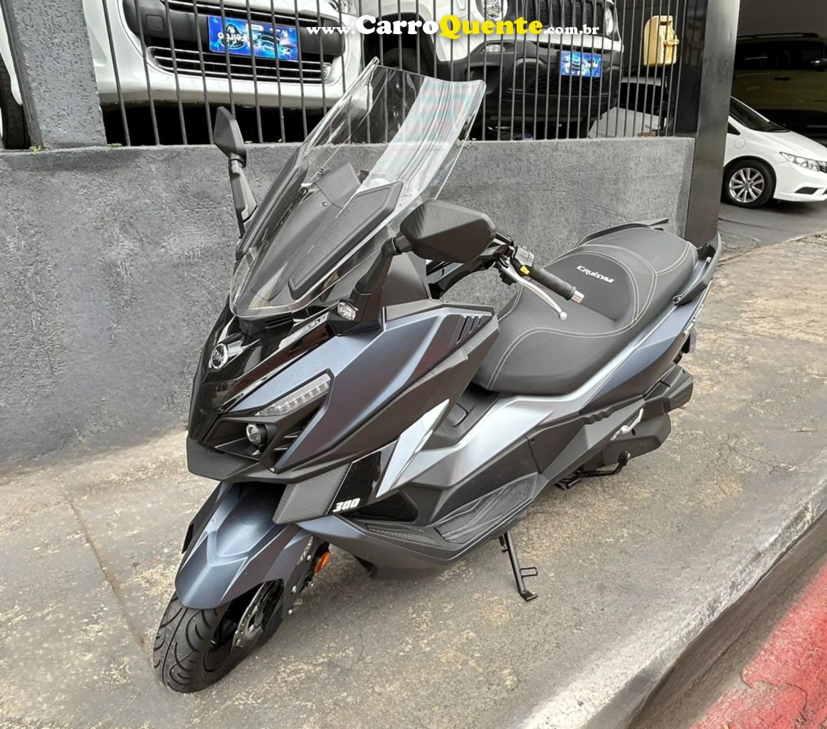 DAFRA   CRUISYM 300    AZUL 2025 300CC GASOLINA - Loja