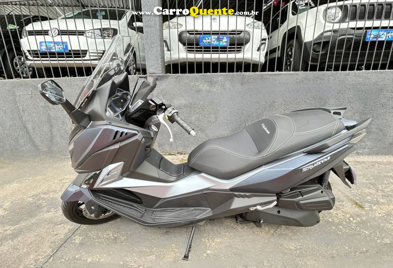 DAFRA   CRUISYM 300    AZUL 2025 300CC GASOLINA - Loja