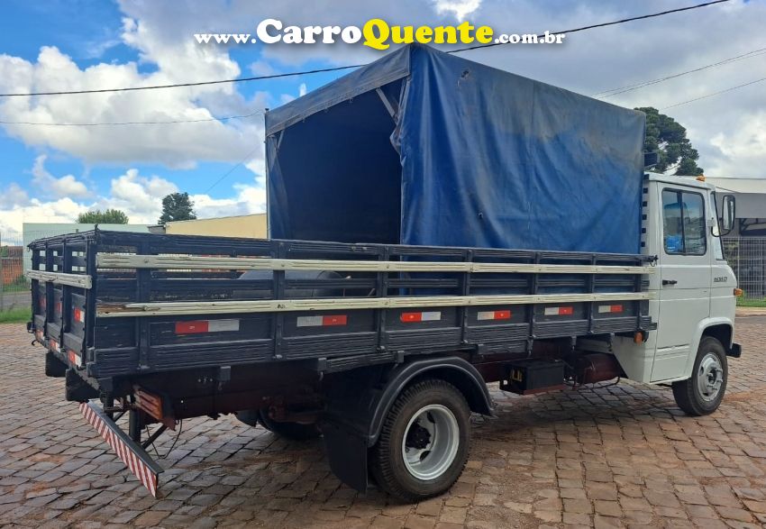 Mercedes-Benz 608 MB 608 D - Loja