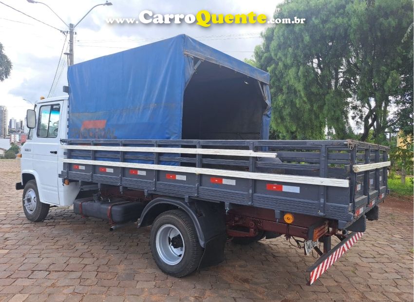 Mercedes-Benz 608 MB 608 D - Loja