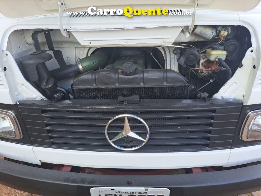 Mercedes-Benz 608 MB 608 D - Loja