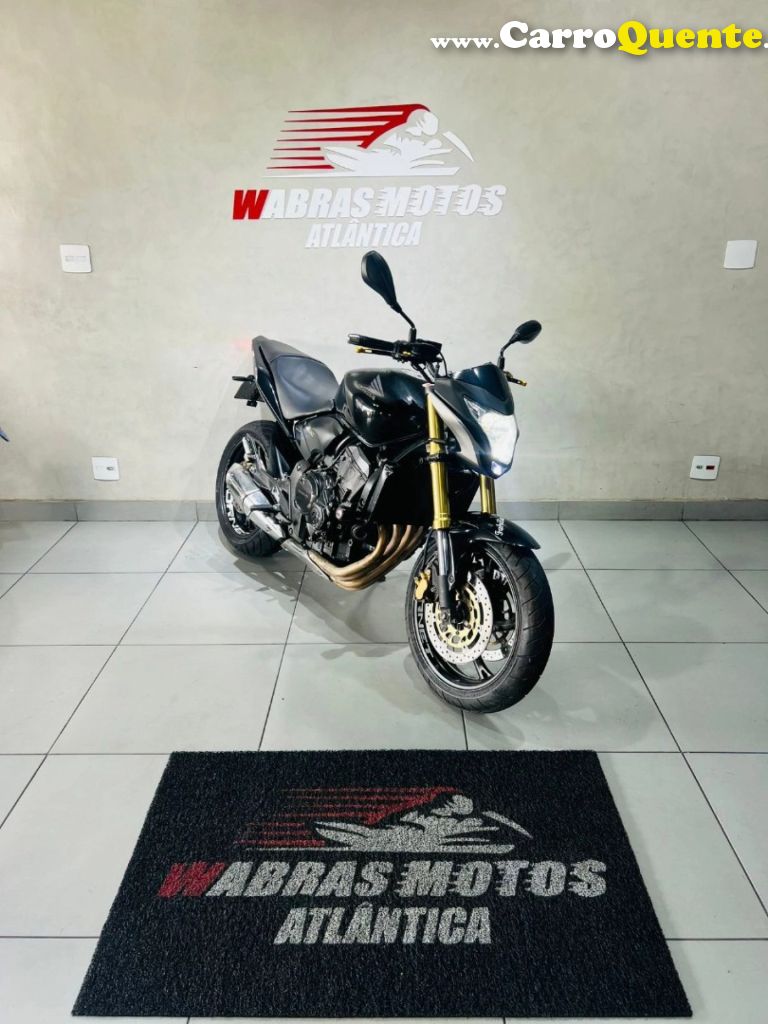 HONDA   CB 600F HORNET   PRETO 2013 600CC GASOLINA - Loja