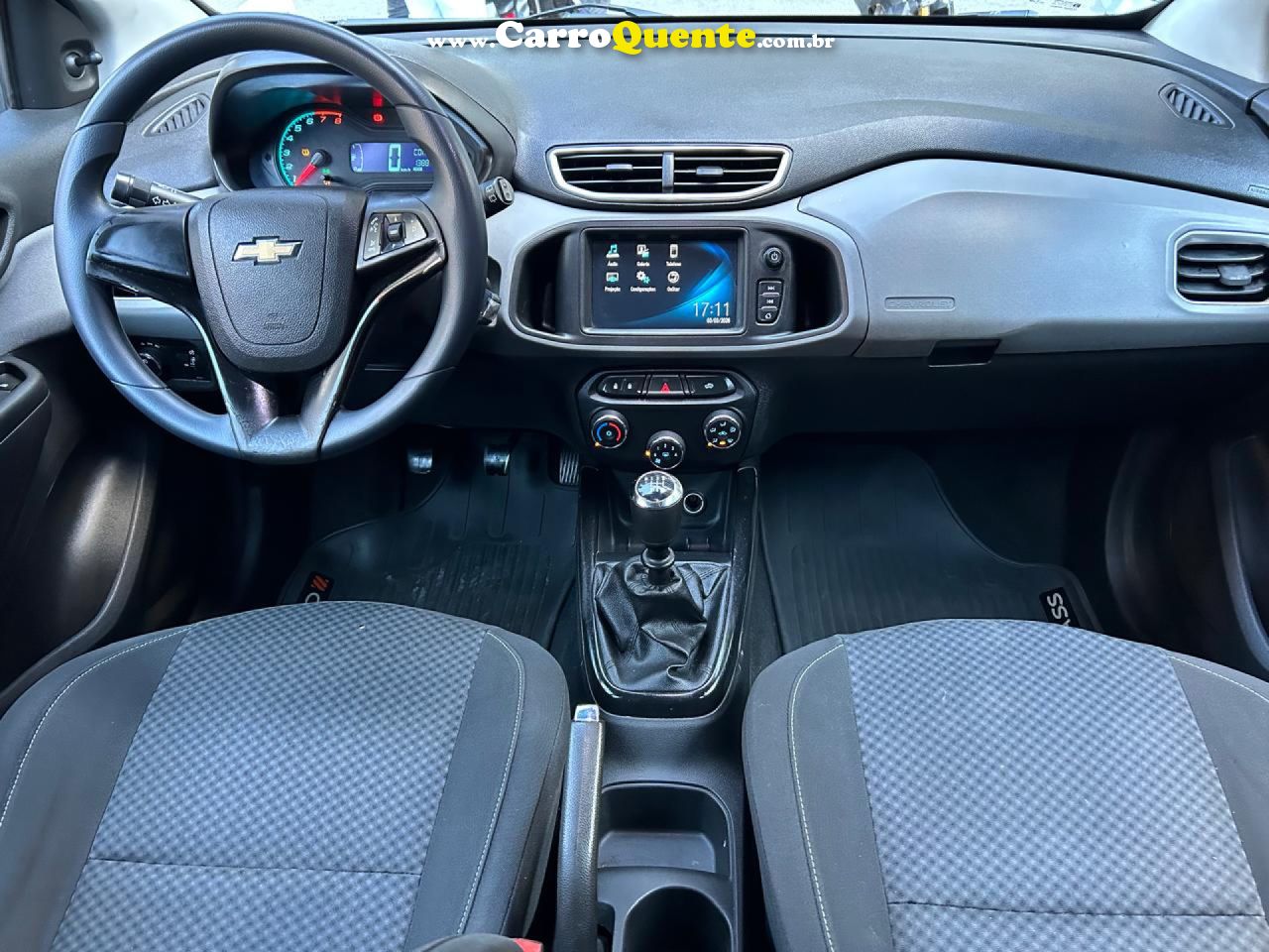 CHEVROLET   ONIX HATCH LT 1.4 8V FLEXPOWER 5P MEC.   PRETO 2018 1.4 FLEX - Loja