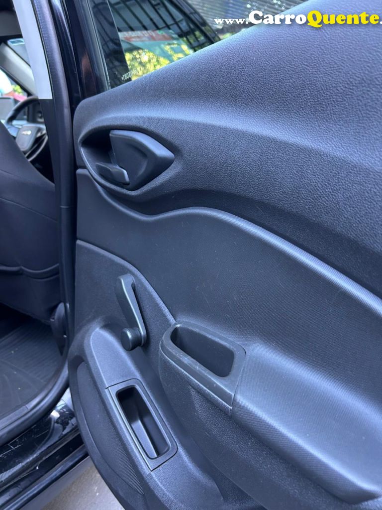 CHEVROLET   ONIX HATCH LT 1.4 8V FLEXPOWER 5P MEC.   PRETO 2018 1.4 FLEX - Loja