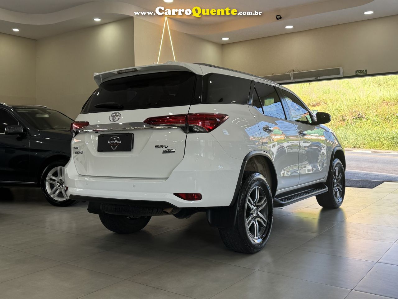 TOYOTA   HILUX SW4 SRV 4X2 2.7 FLEX 16V AUT.   BRANCO 2018 2.7 FLEX - Loja