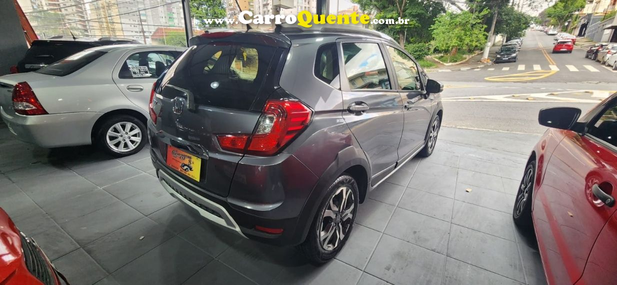 Honda WR-V 1.5 16V FLEXONE EX CVT - Loja