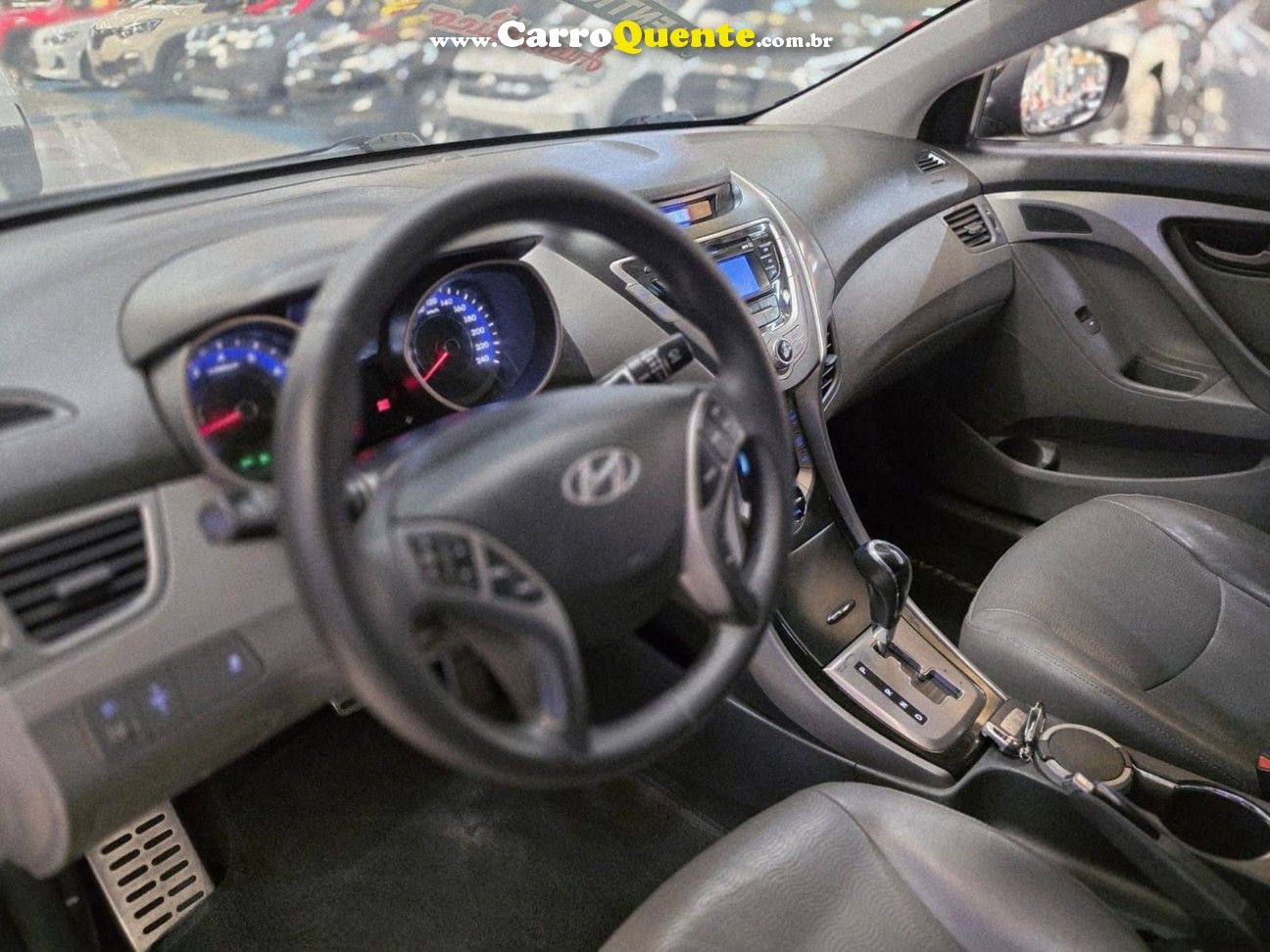 HYUNDAI ELANTRA 1.8 GLS 16V 2013 - Loja