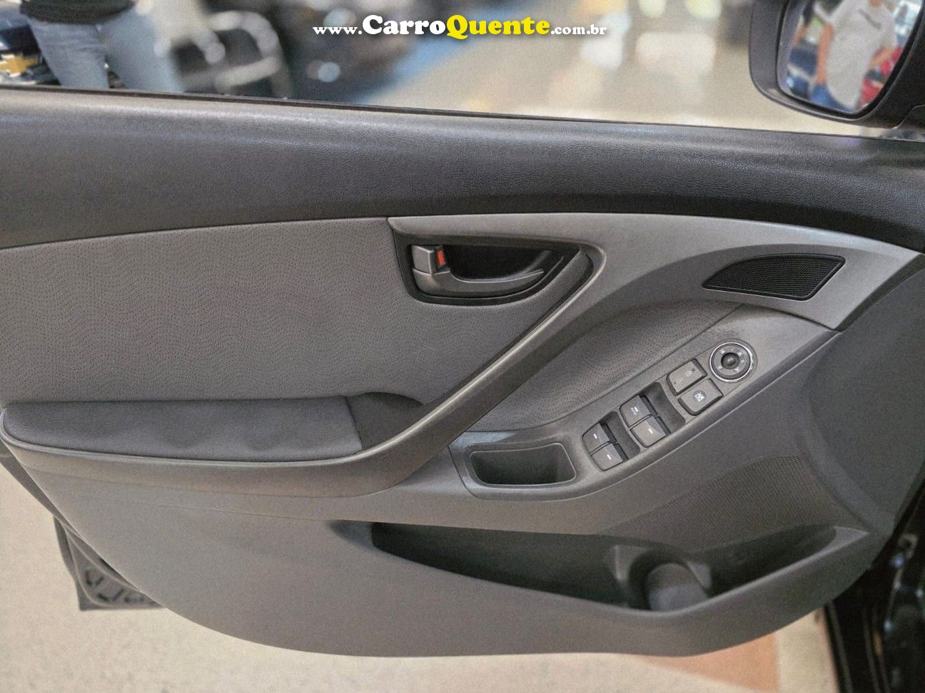 HYUNDAI ELANTRA 1.8 GLS 16V 2013 - Loja
