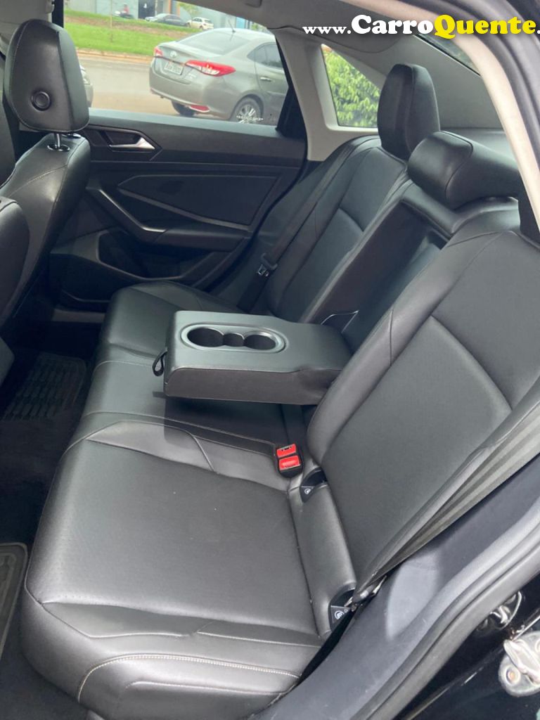 VOLKSWAGEN   JETTA COMFORT. 250 TSI 1.4 FLEX 16V AUT.   PRETO 2019 1.4 FLEX - Loja