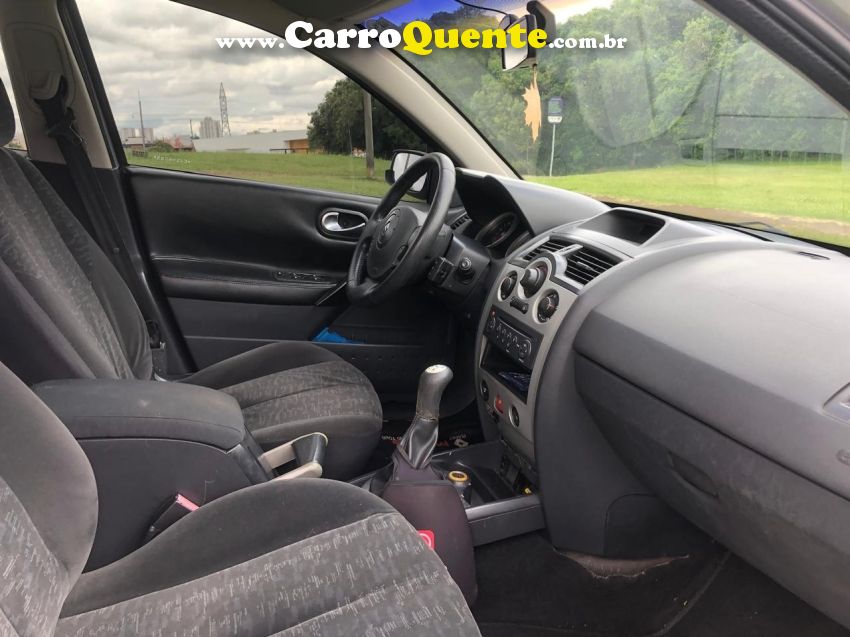 Renault MEGANE 1.6 DYNAMIQUE GRAND TOUR 16V FLEX 4P MANUAL - Loja