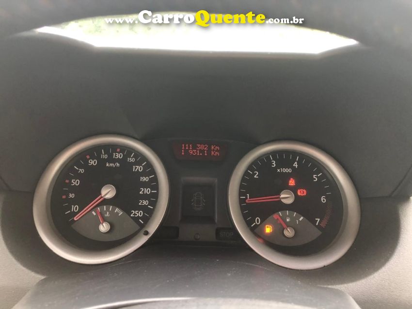 Renault MEGANE 1.6 DYNAMIQUE GRAND TOUR 16V FLEX 4P MANUAL - Loja