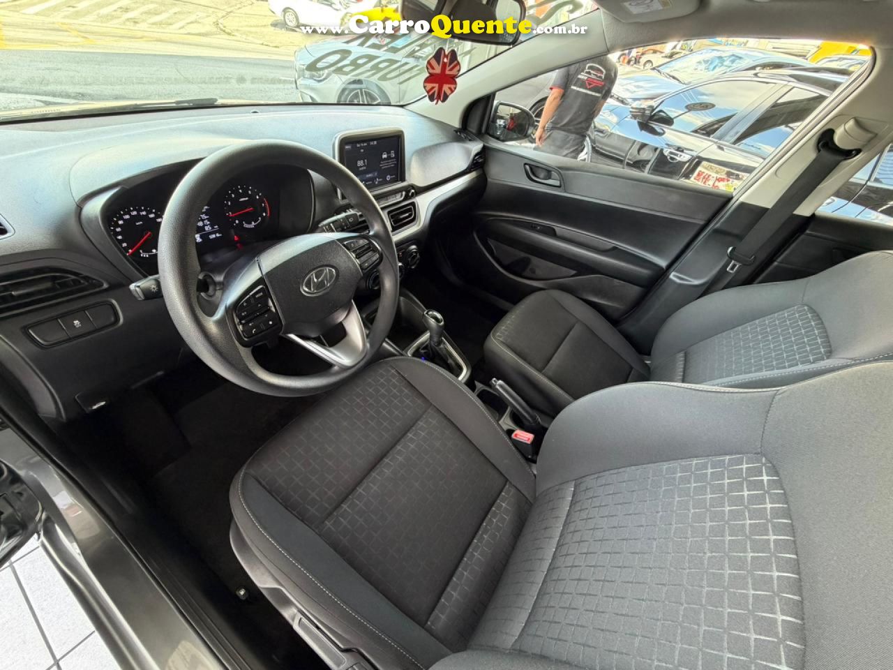 HYUNDAI   HB20 COMFORT 1.0 TB FLEX 12V AUT   CINZA 2024 1.0 FLEX - Loja