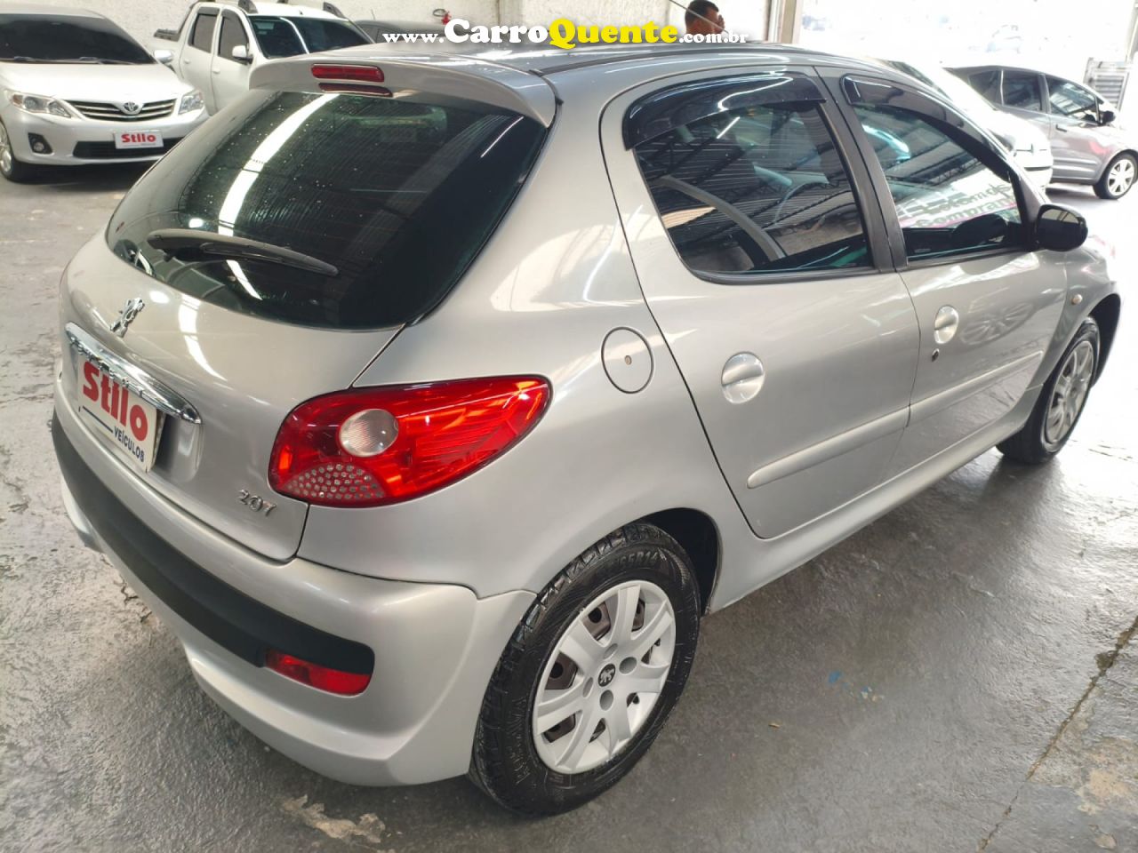 PEUGEOT   207 XR 1.4 FLEX 8V 5P   PRATA 2011 1.4 FLEX - Loja