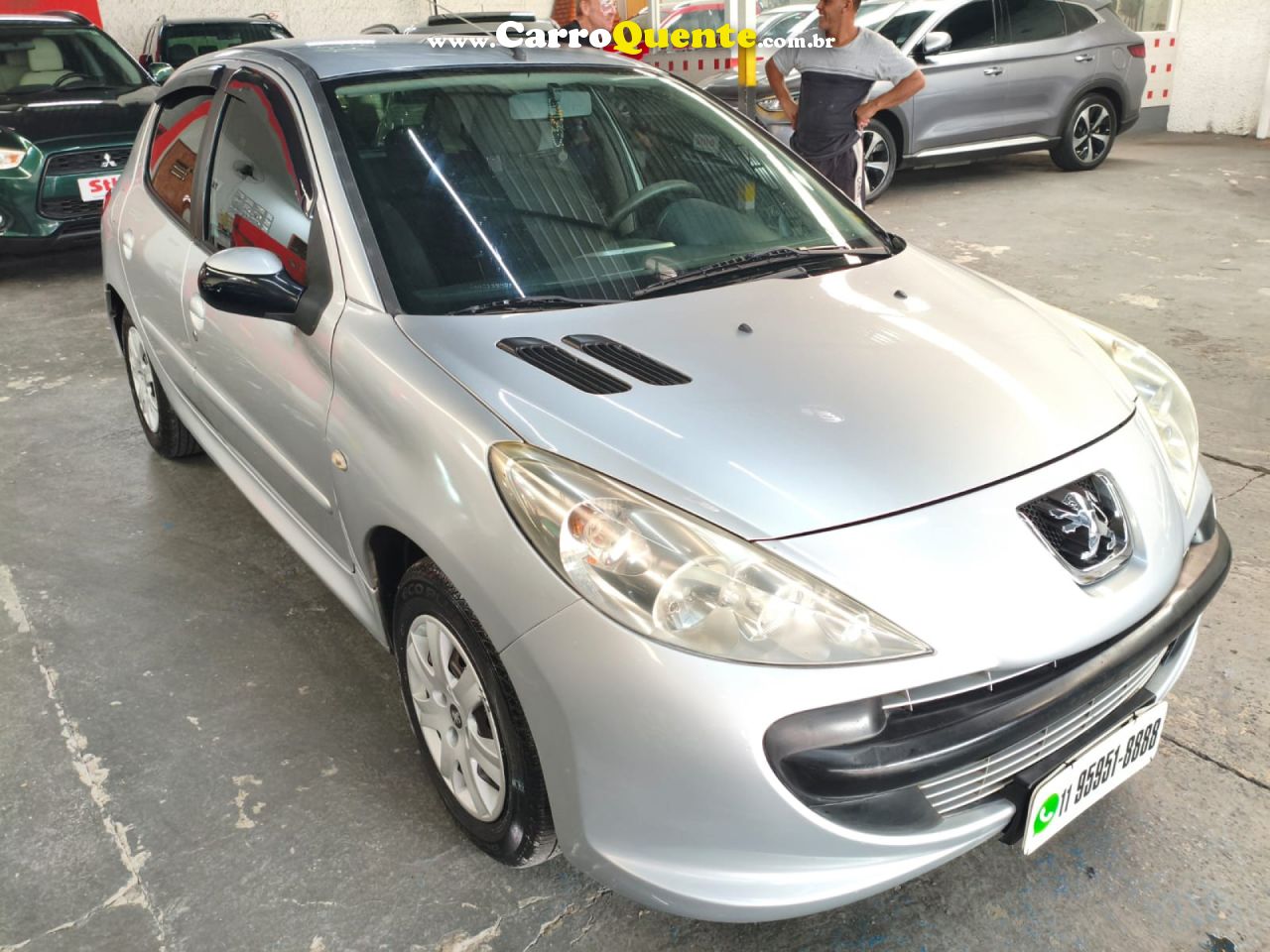 PEUGEOT   207 XR 1.4 FLEX 8V 5P   PRATA 2011 1.4 FLEX - Loja